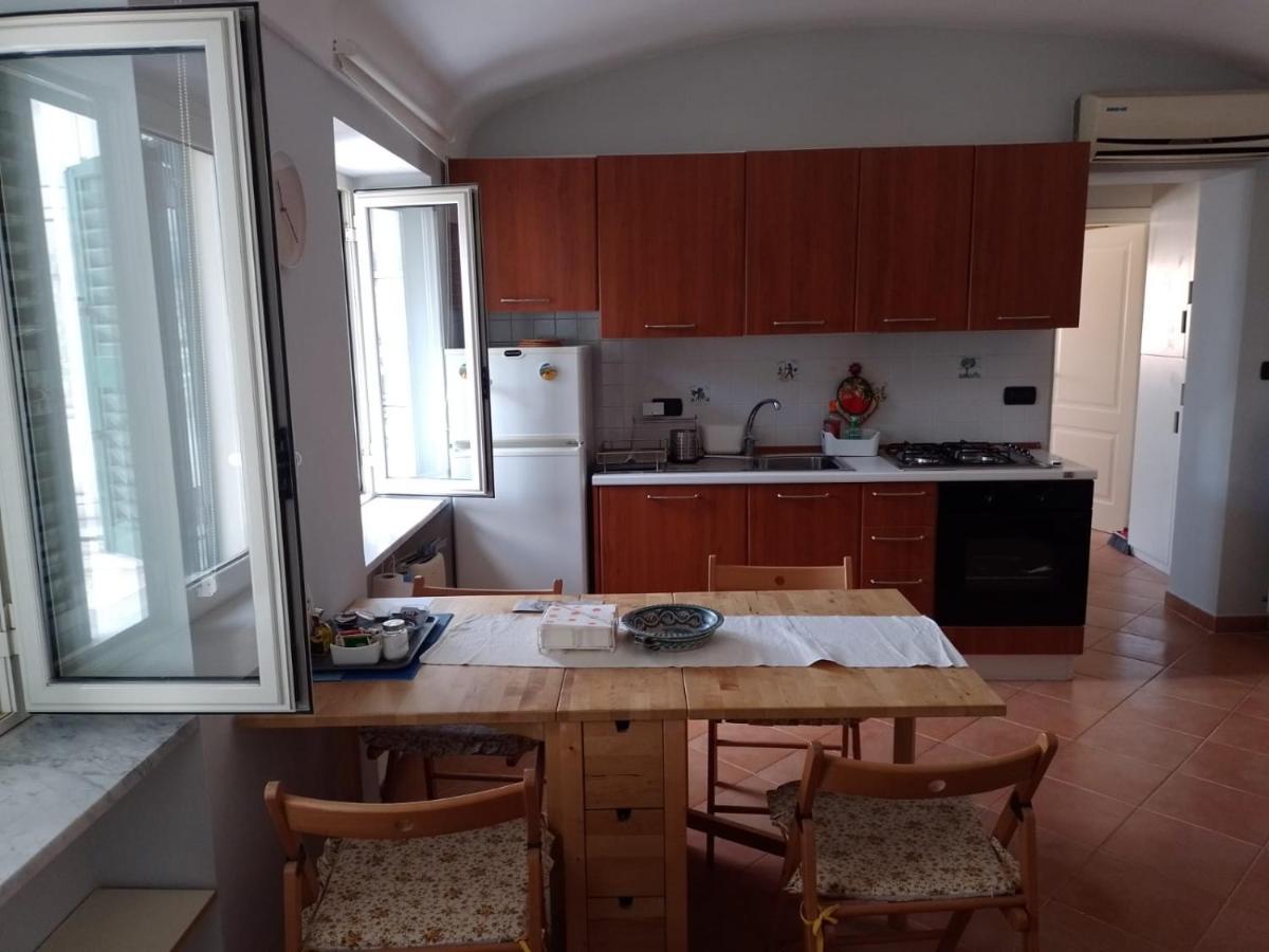 Apartment Uno Sguardo Sui Tetti